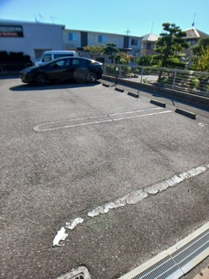 【駐車場】 | エルフローレ