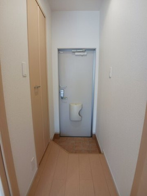 【玄関】 | エルフローレ
