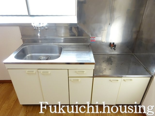 ハイフラット赤堤のキッチン