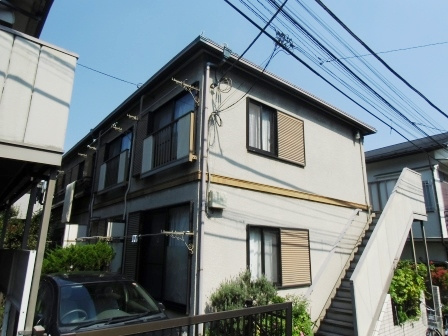 アルユル・エＢの外観