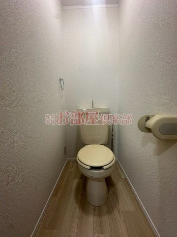 江崎ガーデンビルのトイレ|落ち着いたトイレです