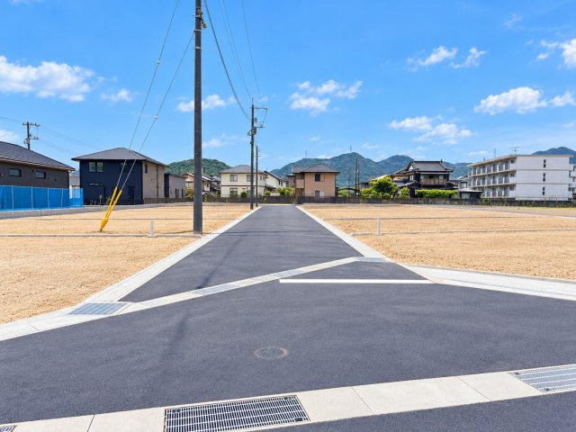 プランタウン清末西町　第2期の前面道路含む現地写真