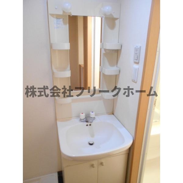 武蔵野市関前３丁目の賃貸マンションの洗面所
