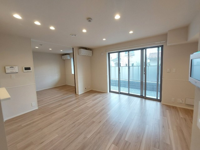 Ｌｅ　Ｃｉｅｌの居間・リビング|★キレイなフローリングのお部屋です★