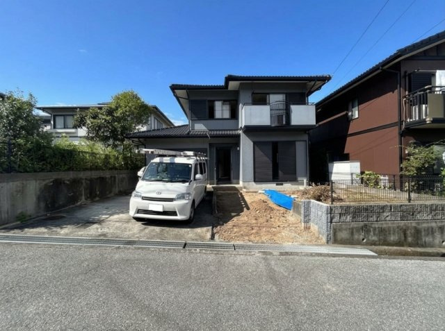「積水ハウス施工」高知市潮見台1丁目　中古一戸建て
