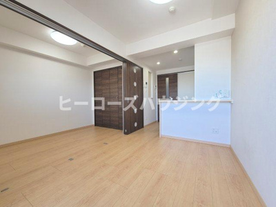 【居間・リビング】 | 第17千里ハイツ | ※同タイプの写真となり、実際のお部屋とは異なる場合があります
