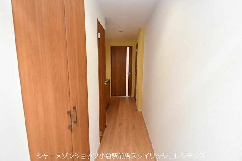 ALISS歯科大前の玄関