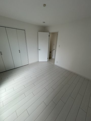 AG REGA東園田の洋室