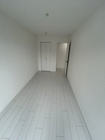 AG REGA東園田の洋室