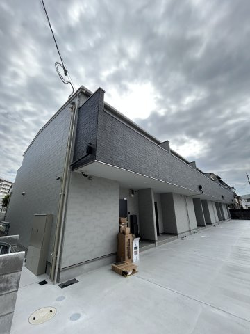 AG REGA東園田の外観