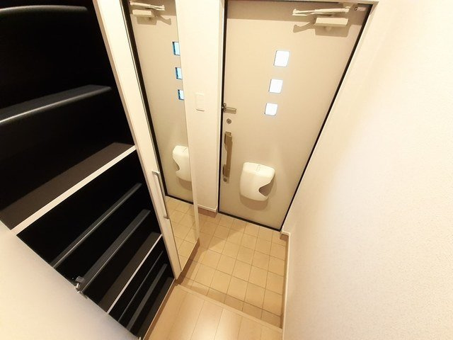 ロリエⅡの玄関