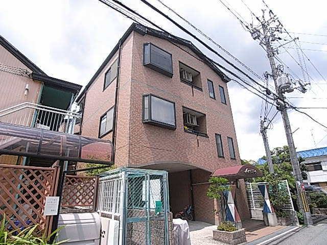 ハイツオークの外観