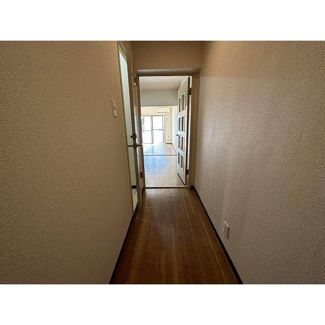 パーソネージュ西大島の玄関