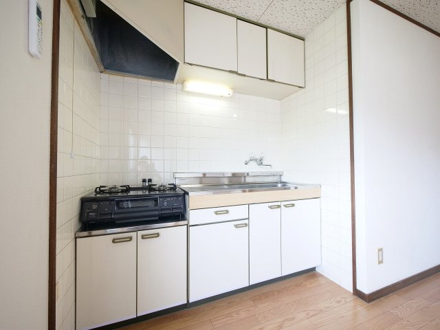 吉備津グリーンハイツのキッチン|※写真は別の部屋のものです。