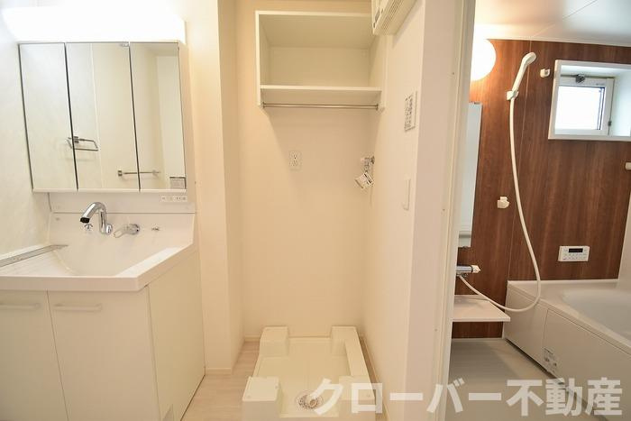 エポックハイツ屋島の洗面所|室内洗濯機置き場