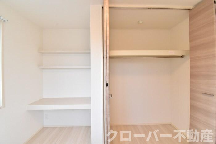 エレガンスコート 屋島の収納|クローゼット