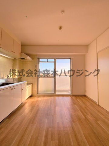 【居間・リビング】 | 　大西マンション | きれいな居間です