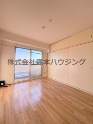 【洋室】 | 　大西マンション | 明るい洋室です