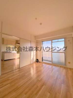【洋室】 | 　大西マンション | ゆったりした洋室です