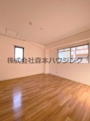 【洋室】 | 　大西マンション | 広々とした洋室です