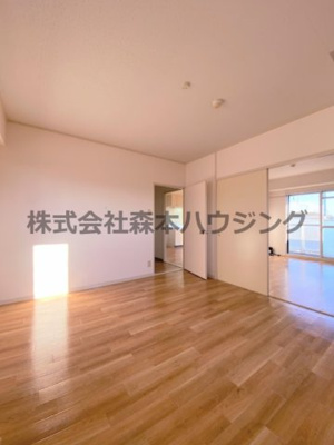 【洋室】 | 　大西マンション | 個人の部屋や寝室として使える洋室です