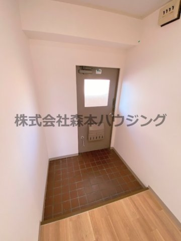 【玄関】 | 　大西マンション | ゆったりとした玄関です