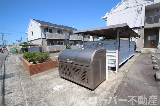 サンタウン円座 F棟のその他共用部分|ゴミ庫