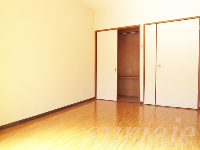 モンターニュ駒込の洋室|キレイなフローリングのお部屋です！