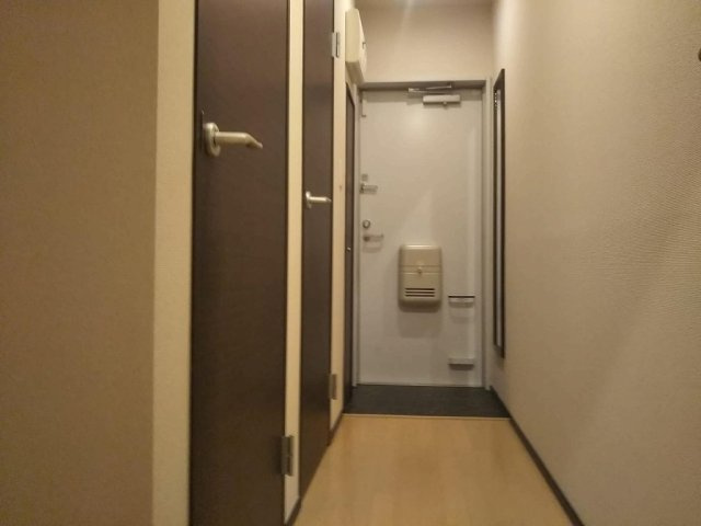 クレイノベル　アンジュの玄関