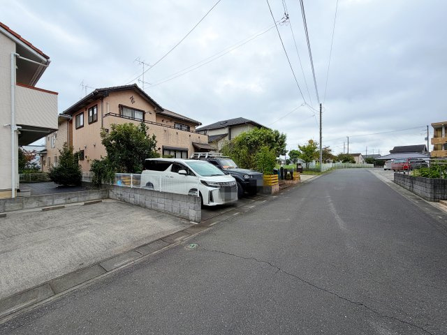 【前面道路含む現地写真】 | 滑川町月の輪7丁目　中古戸建