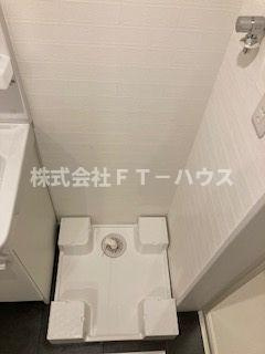 Likes飯山満町A棟の洗面所