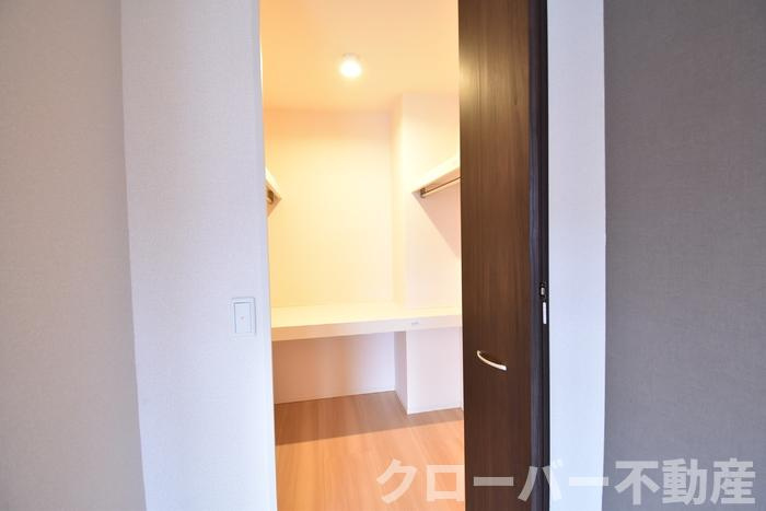 ブランノワール前塩屋の収納|ウォークインクローゼット