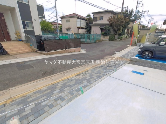 さいたま市見沼区南中丸17期の駐車場