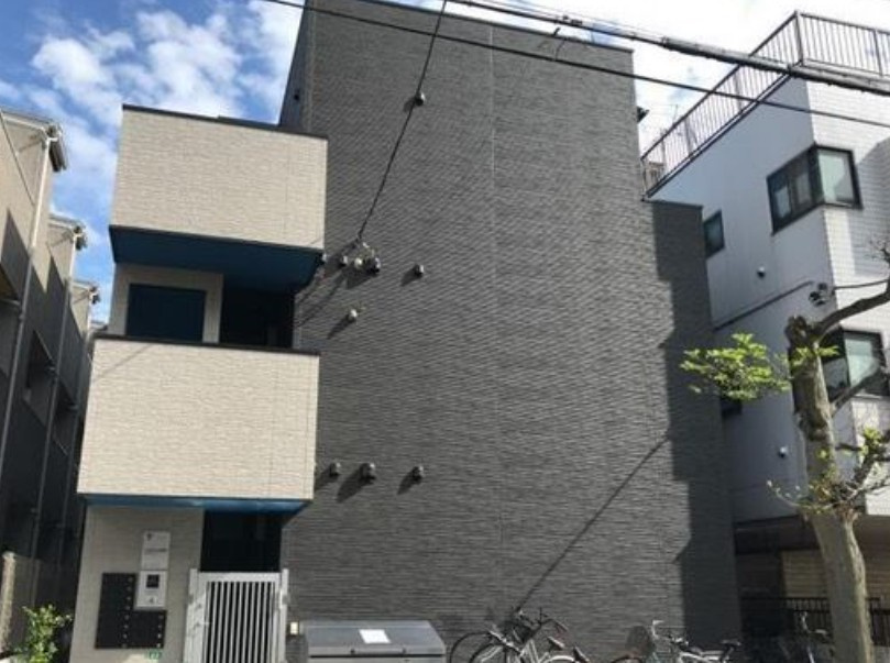 新座市東北２丁目のアパートの外観