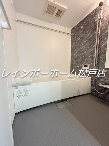仲介手数料（賃料の1.10ヵ月）の50％OFF対象物件！の浴室|ゆったり過ごせるお風呂です