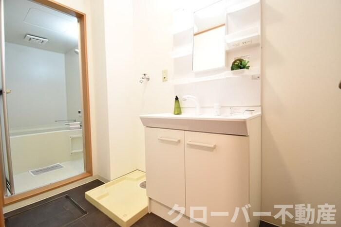 リースランド中府 Ａの洗面所|洗面所