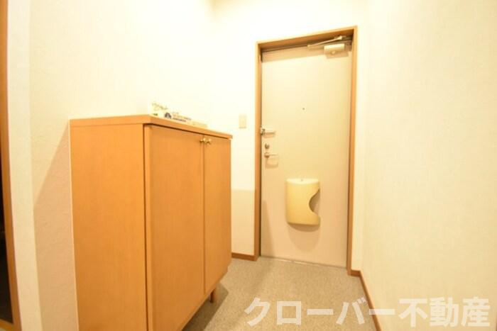 リースランド中府 Ａの玄関|玄関