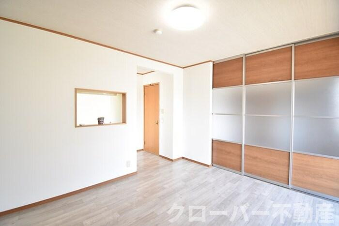 リースランド中府 Ａの居間・リビング|LDK