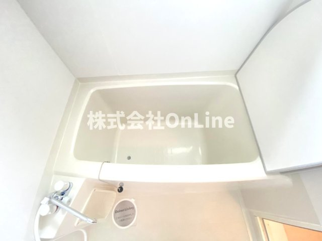 レフィナードカルチェA棟の浴室