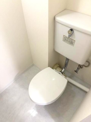 コーポサンライズのトイレ