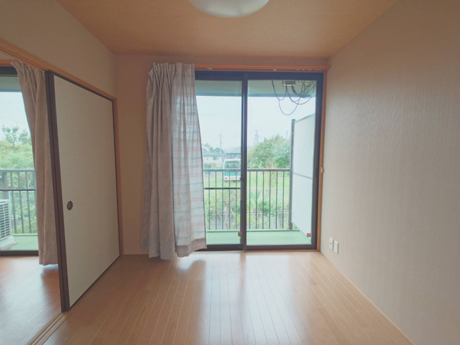 【洋室】 | シャーメゾン山中