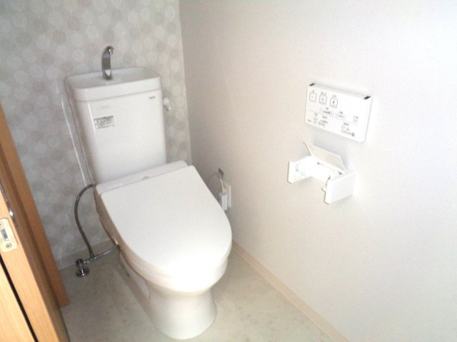 Astoria Aのトイレ