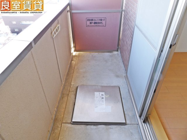 【バルコニー】 | ノーブルコート