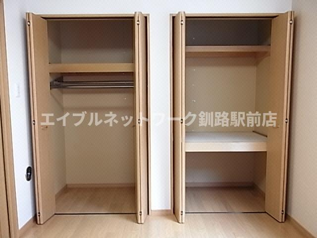 ワンダフル２２の洋室