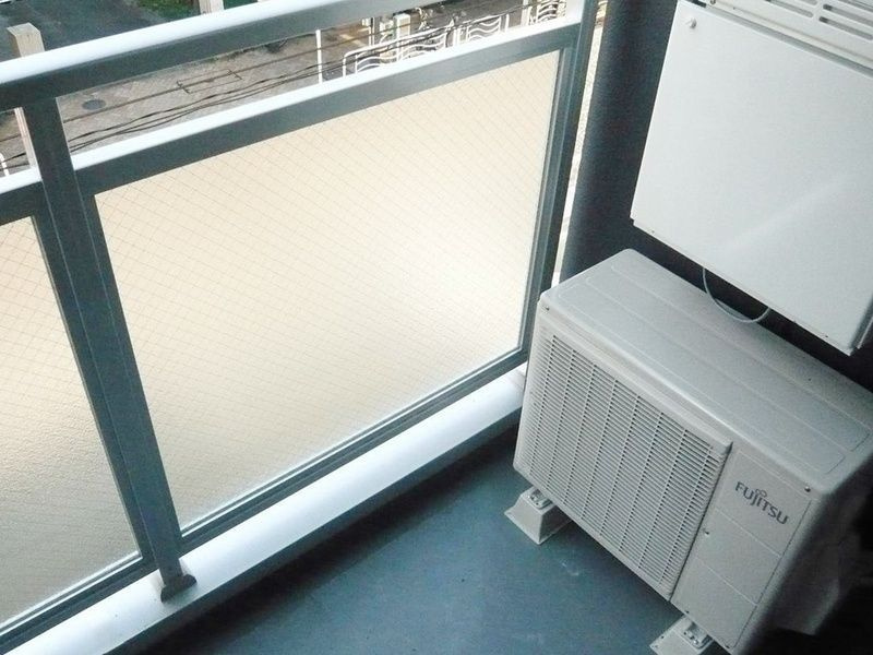 江東区高橋の賃貸マンションのバルコニー