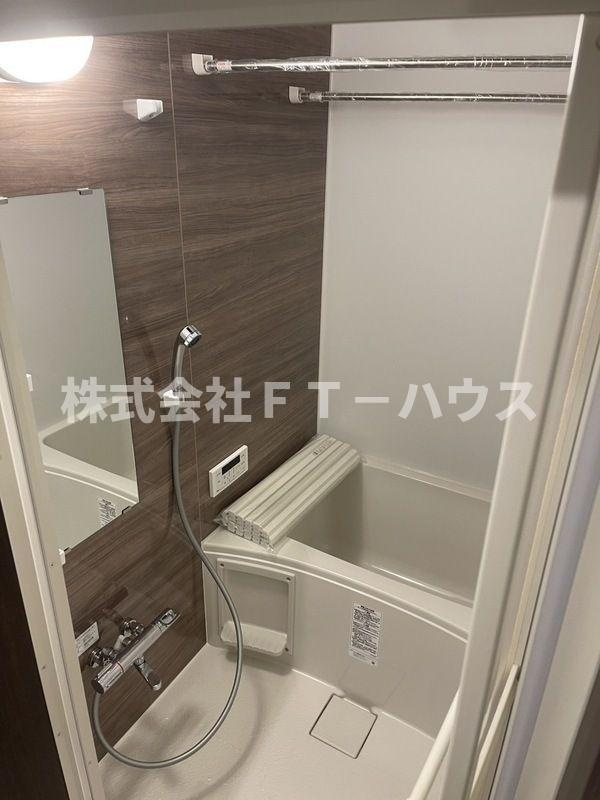 Likes飯山満町A棟の浴室