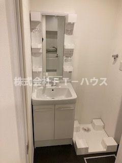 Likes飯山満町A棟の独立洗面台
