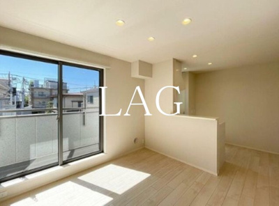【居間・リビング】 | バルコンソア | 洋室のお部屋です。