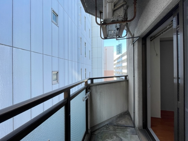 茨木市春日２丁目の賃貸マンションのバルコニー