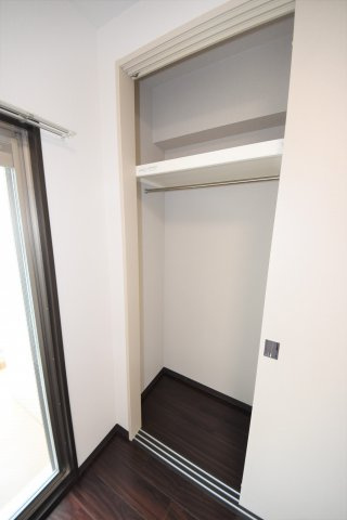 ネットフローラ立売堀の設備|実際は反転です。建具・床などの色は現状有姿